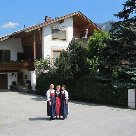 Haus Hager Bed & Breakfast Шлитерс Екстериор снимка