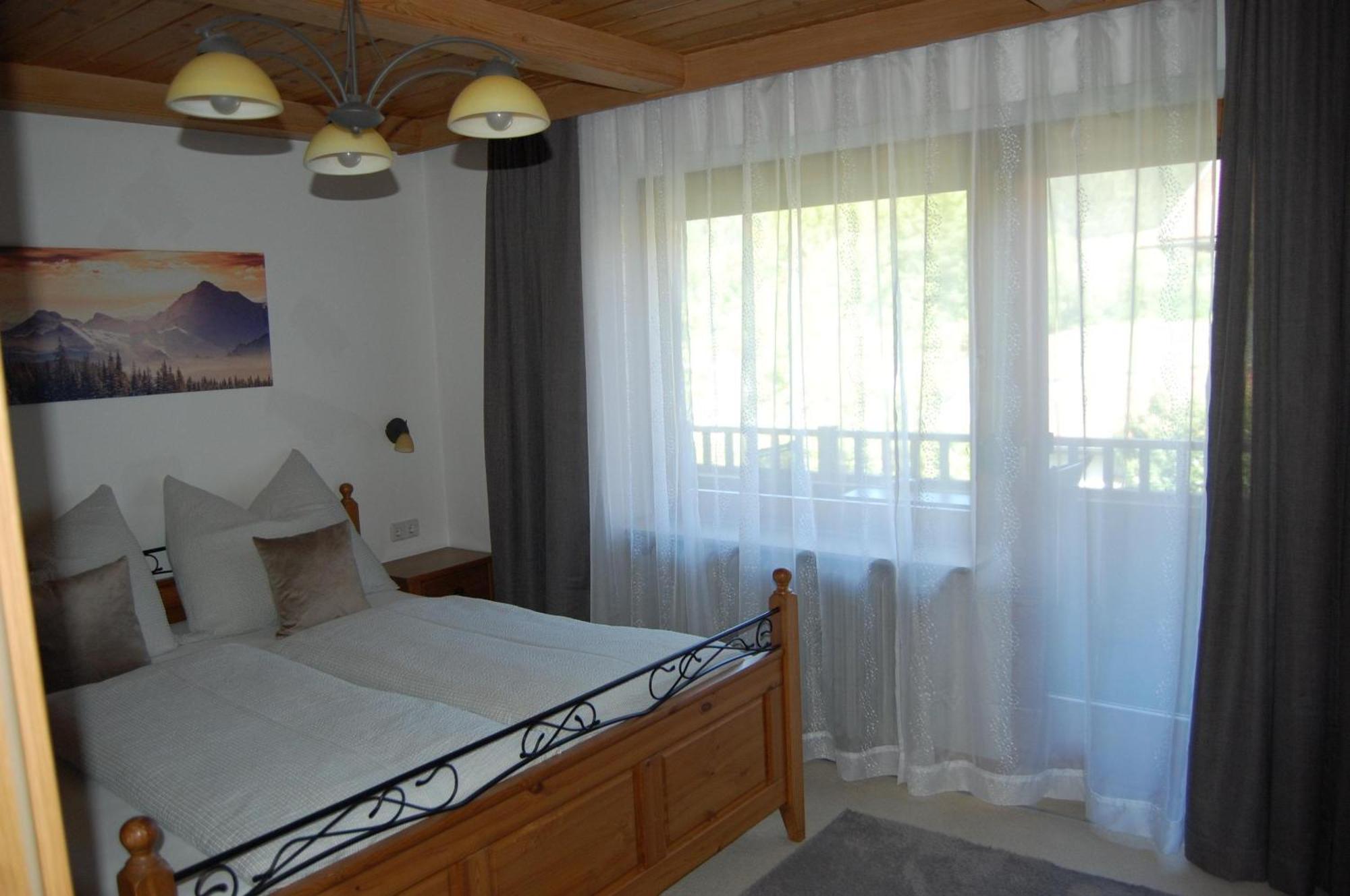 Haus Hager Bed & Breakfast Шлитерс Екстериор снимка