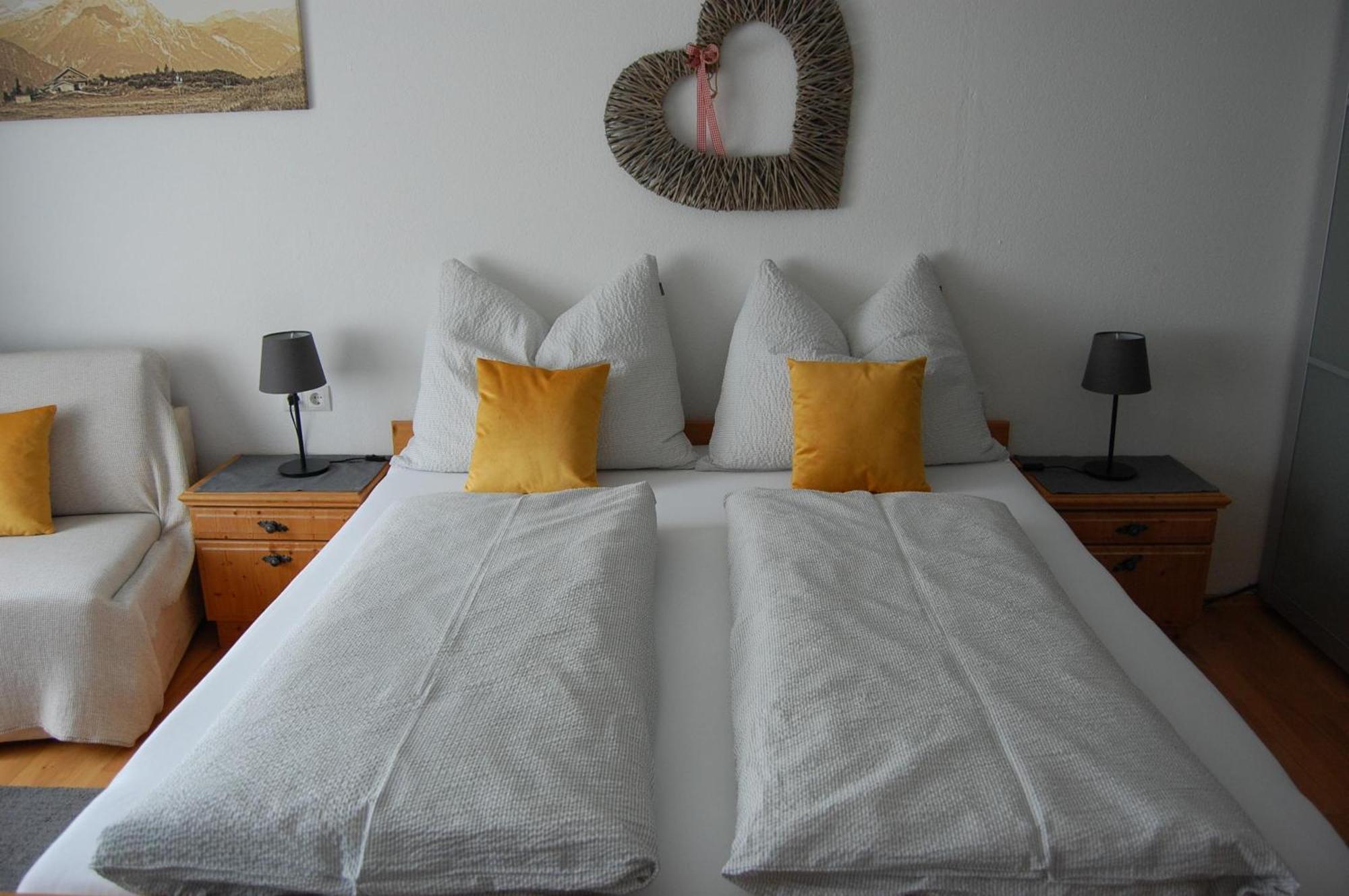 Haus Hager Bed & Breakfast Шлитерс Екстериор снимка
