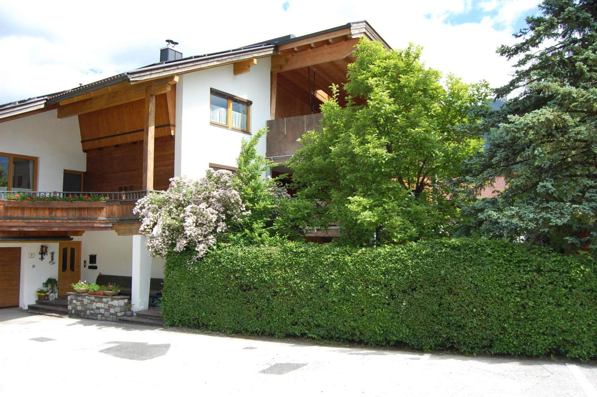 Haus Hager Bed & Breakfast Шлитерс Екстериор снимка